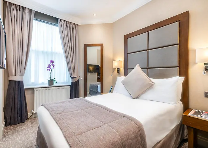 Gem Langham Court Hotel